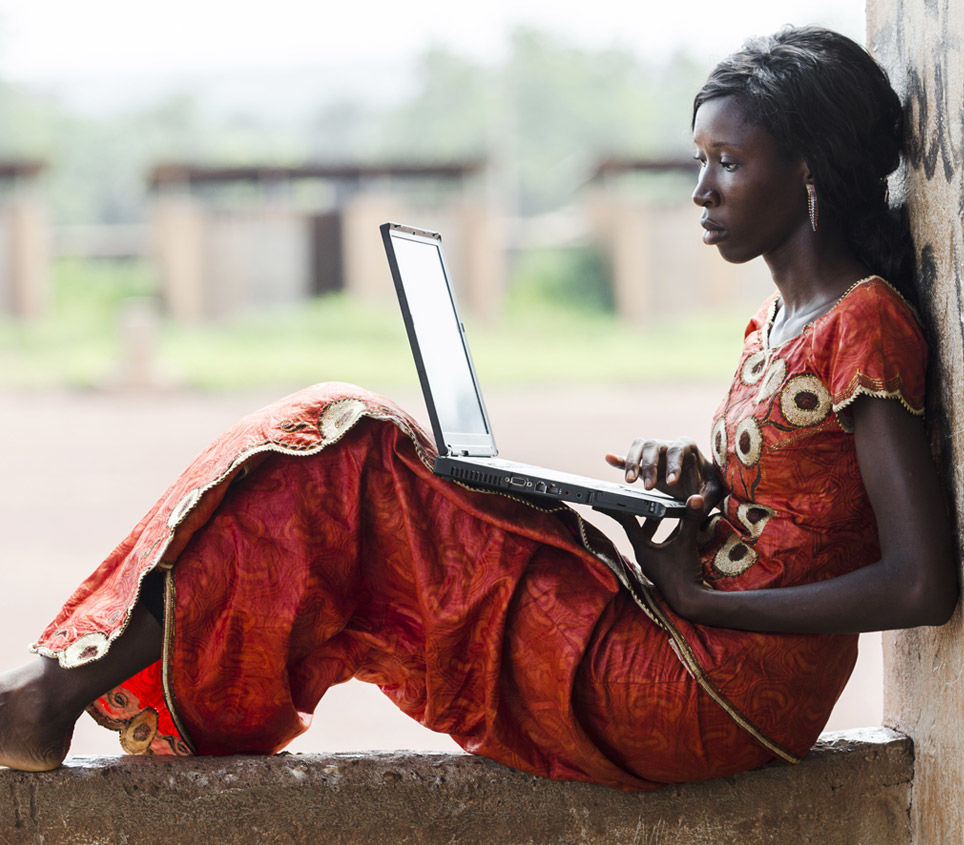 womanonlaptop